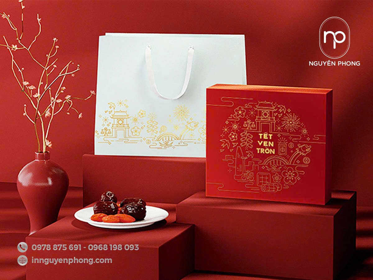 Thiết kế túi ứng dụng kỹ thuật ép kim các chi tiết
